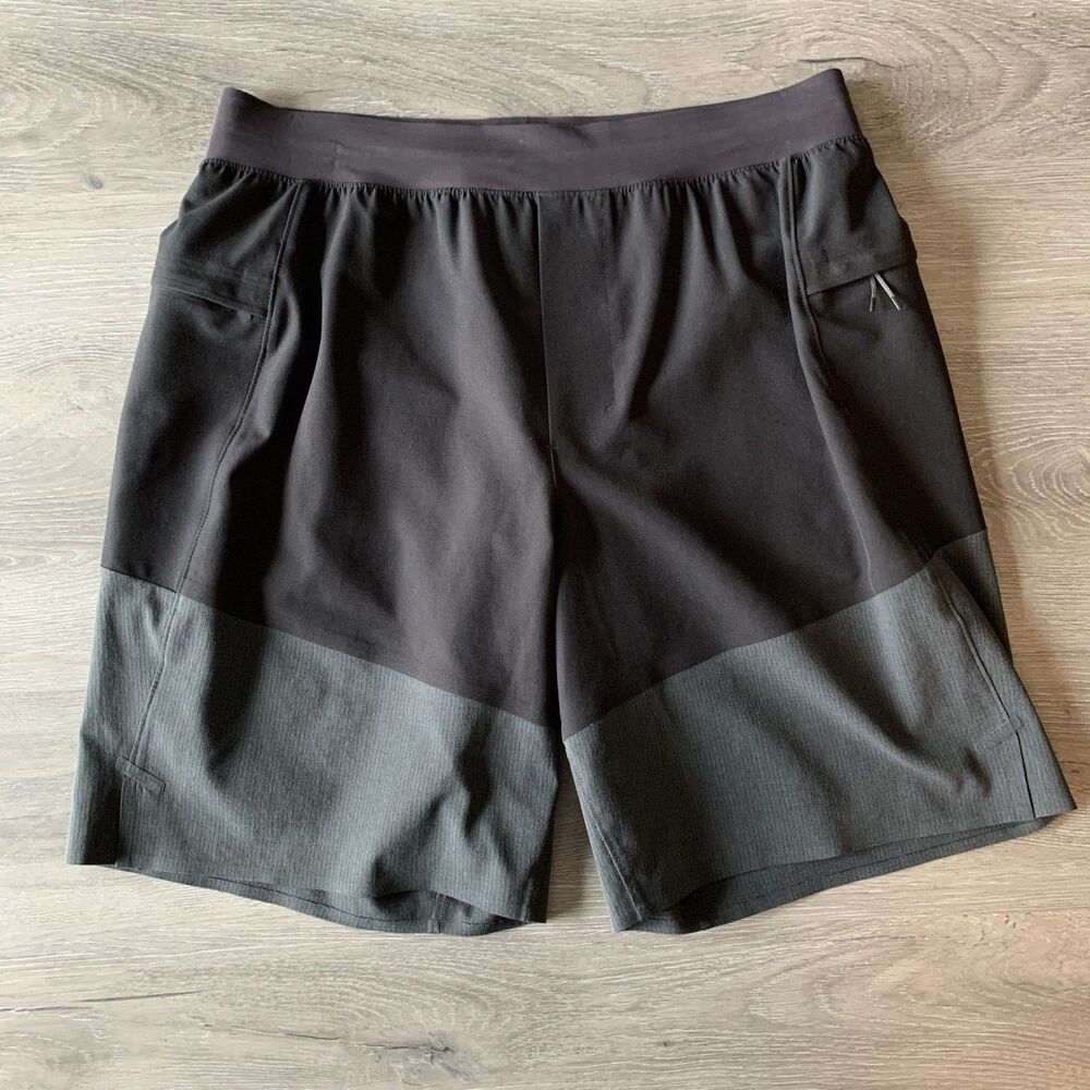 Lululemon Mens M Namaste At The Beach Grey Black Shorts Lined Yoga Gym Active